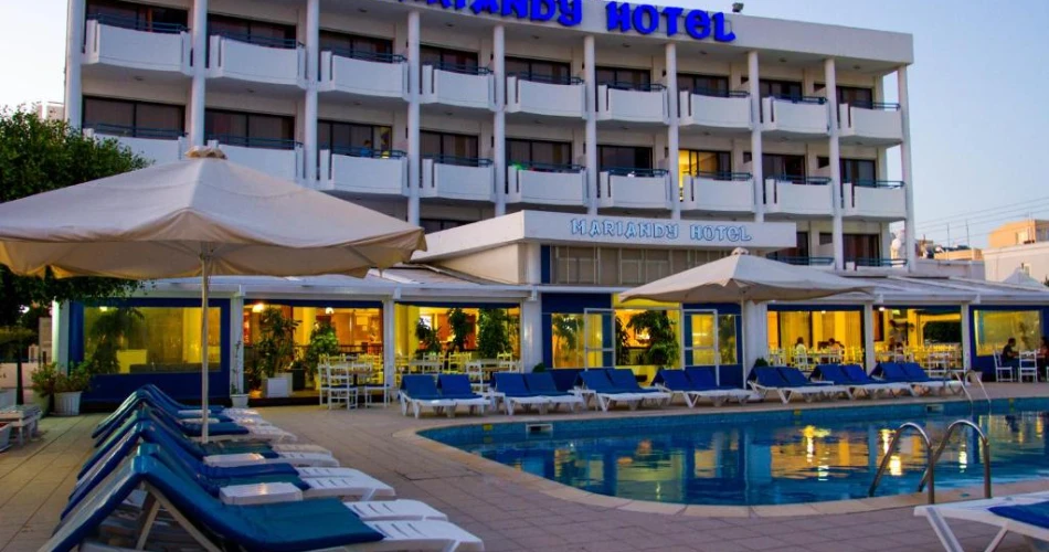 Mariandy Hotel Larnaca – Affordable Beachside Escape in Cyprus