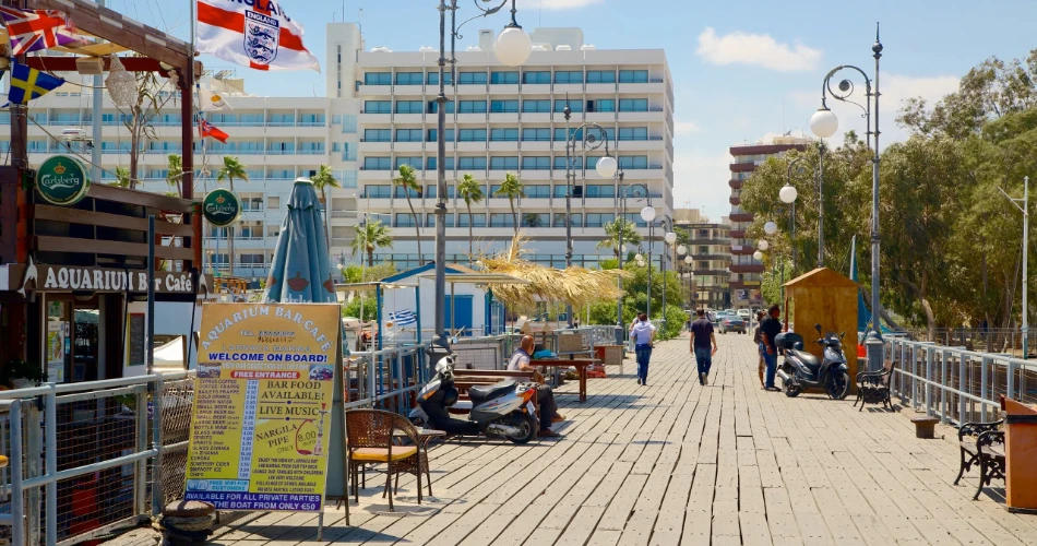Mariandy Hotel Larnaca – Affordable Beachside Escape in Cyprus
