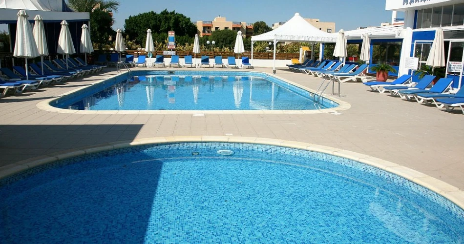 Mariandy Hotel Larnaca – Affordable Beachside Escape in Cyprus